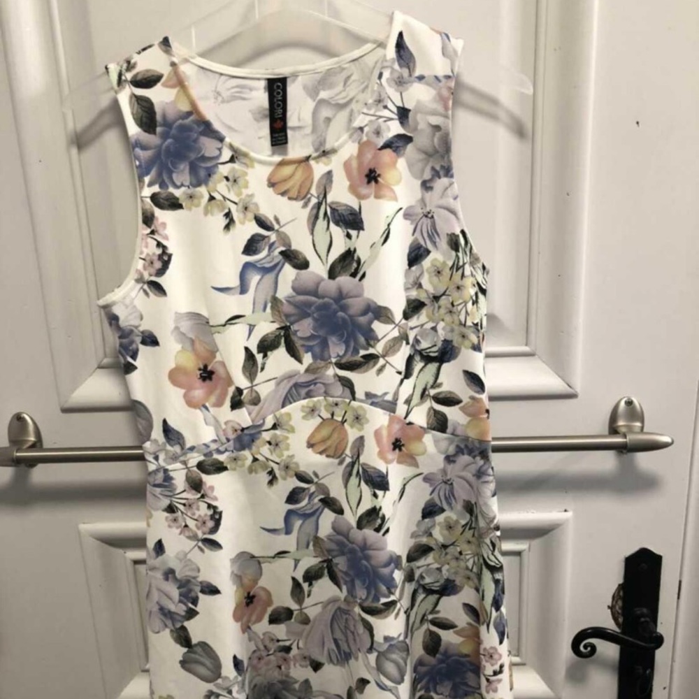 Beautiful floral colori dress small